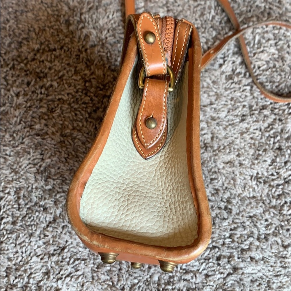Vintage Dooney & Bourke crossbody purse - Picture 8 of 16